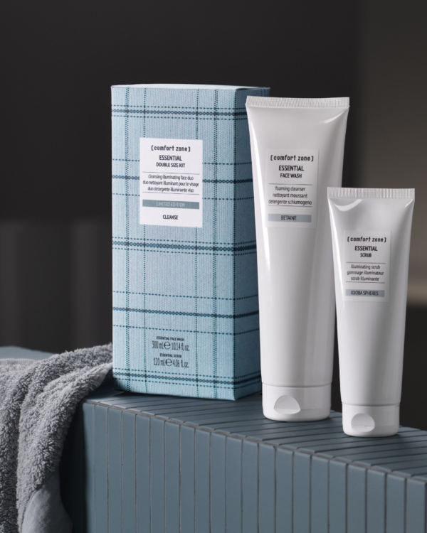 Essential Maxi Size Kit Face Wash 300 ml + Scrub 120 ml